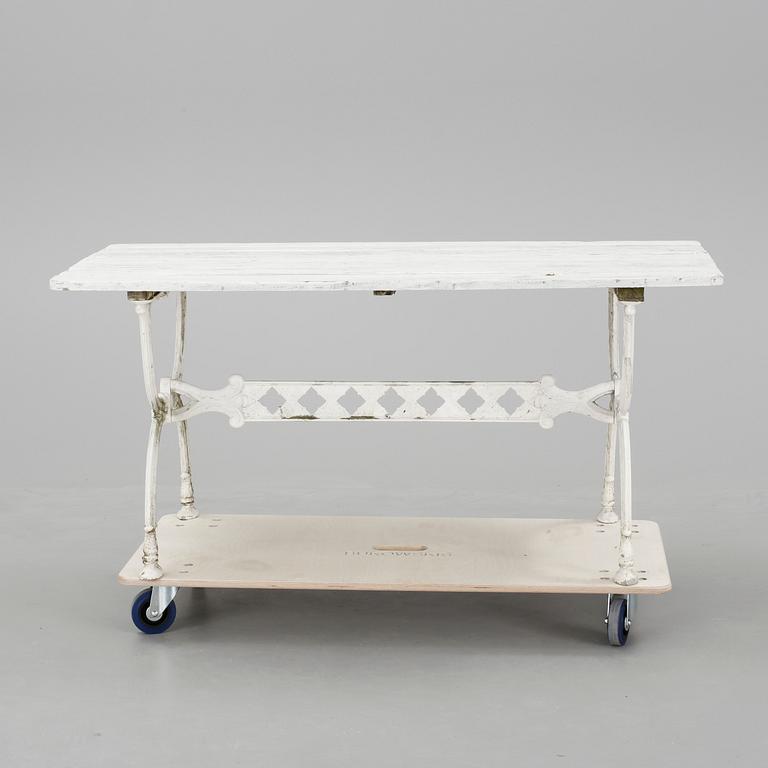 TRÄDGÅRDSBORD, Byarum, 1990-tal.