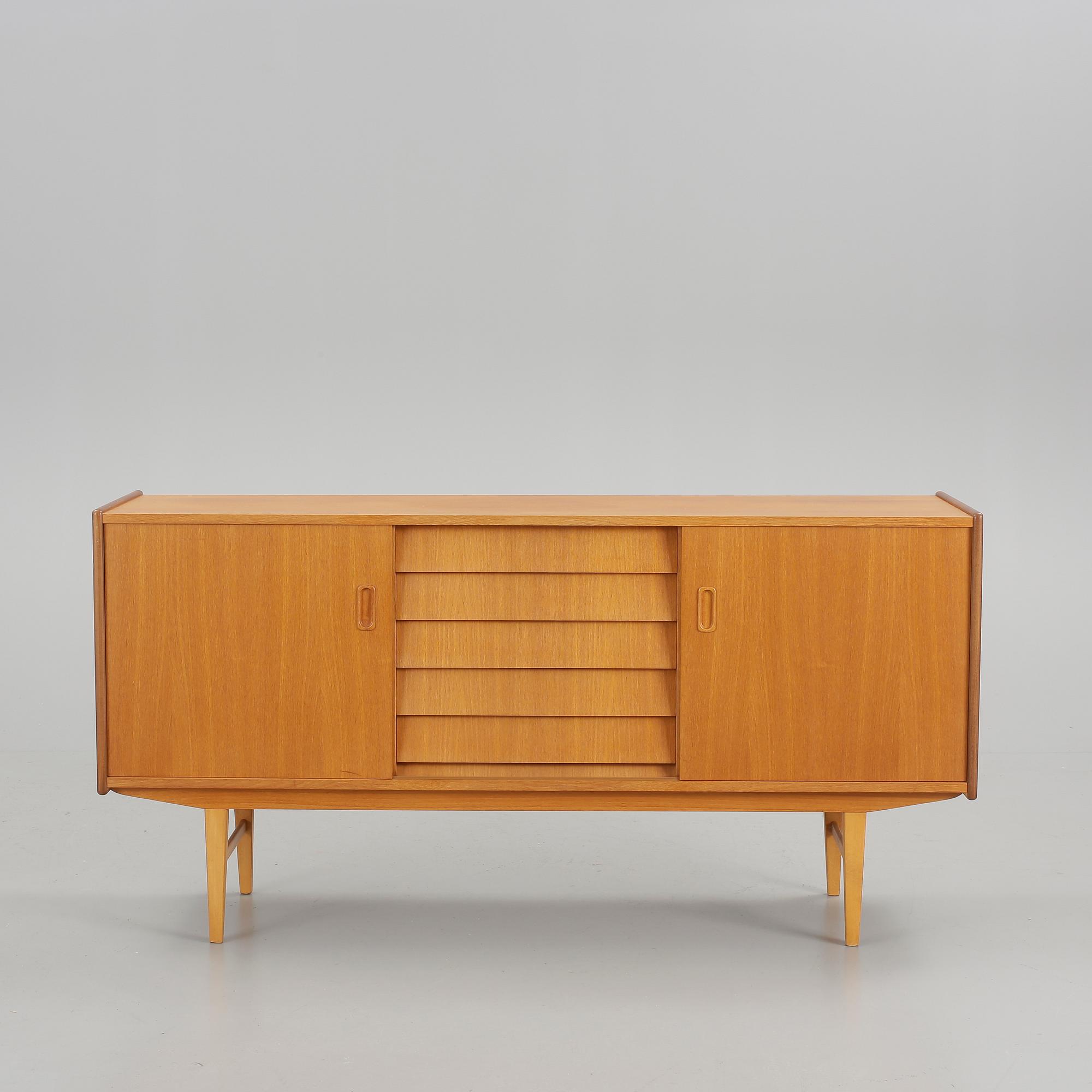 SIDEBOARD, 1960-tal.