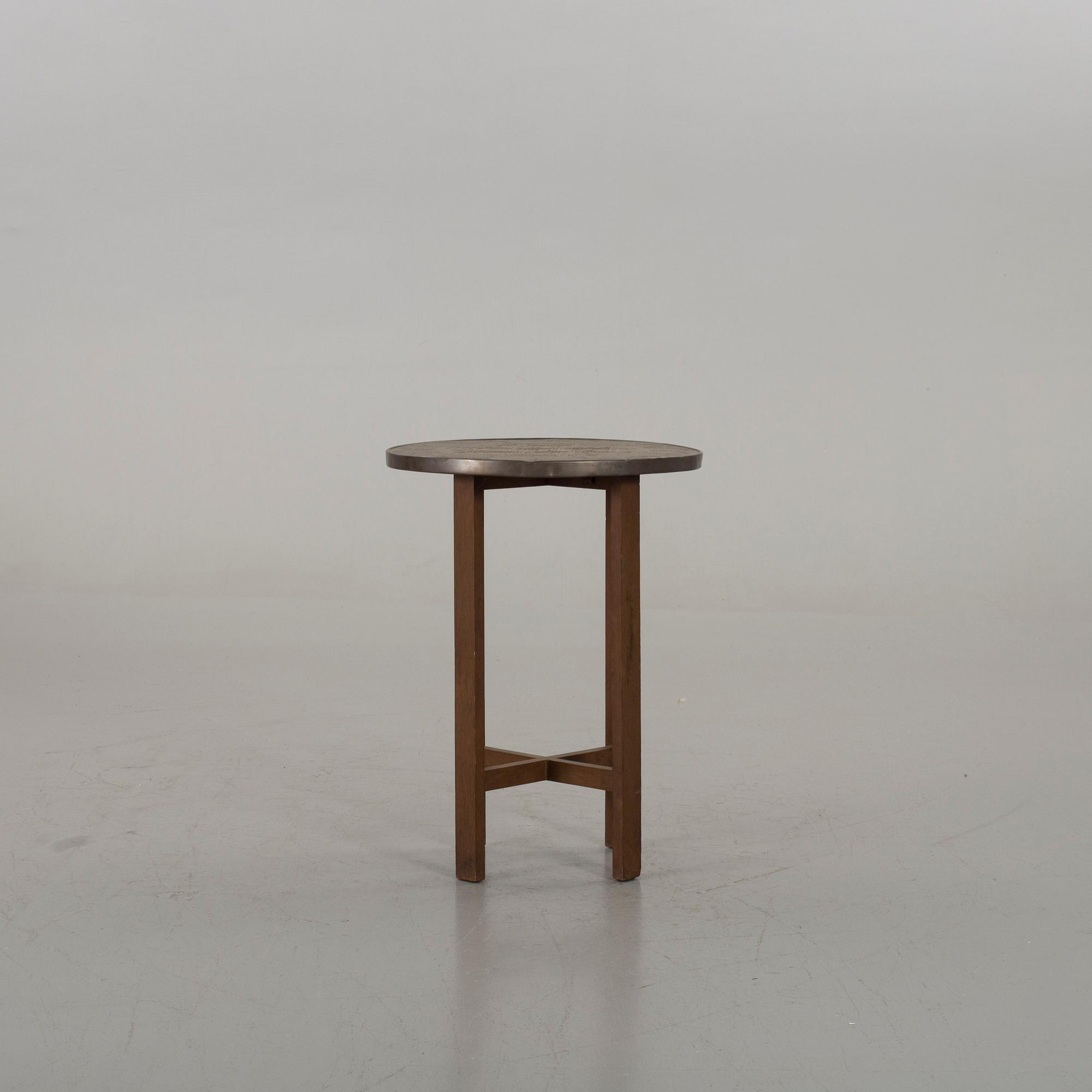 A TABLE FROM THE SECOND HALF OF 20TH CENTURY.