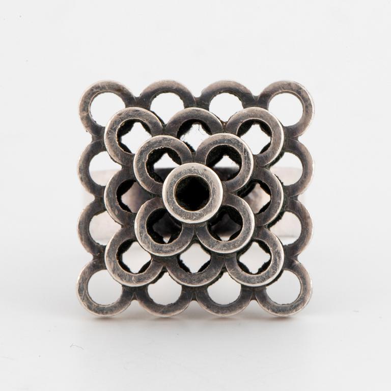 Aarikka silver ring. Helsingfors 1966.