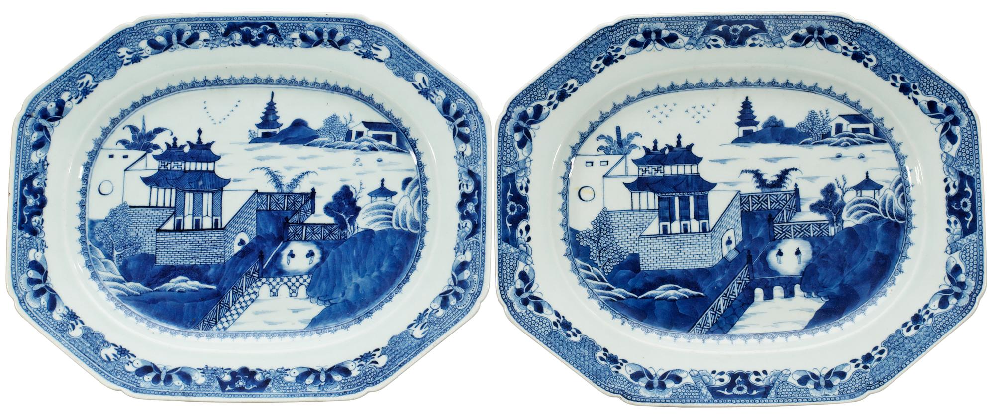 A pair of blue and white serving dishes, Qing dynasty, Qianlong (1736-95).