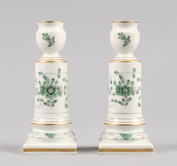 LJUSSTAKAR, ett par, porslin, Meissen, 1900-tal.