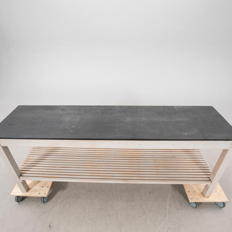 Sideboard 1900-talets andra hälft.