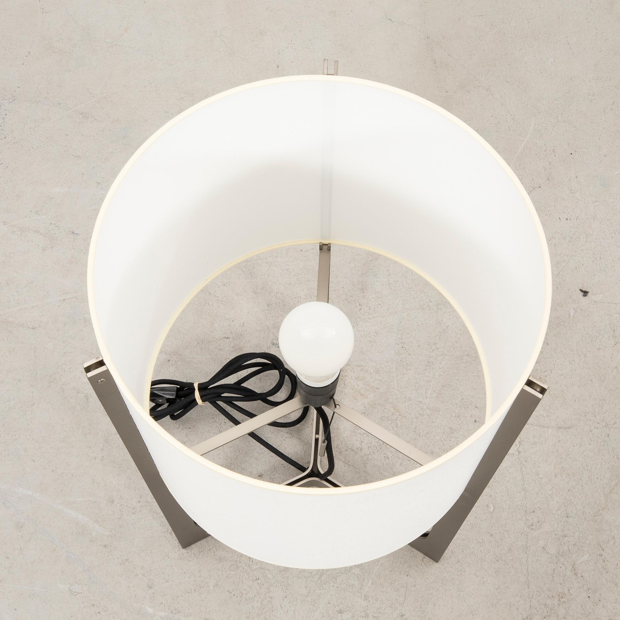Gabriel Teixidó, "Nirvana" table lamp for Carpyen.