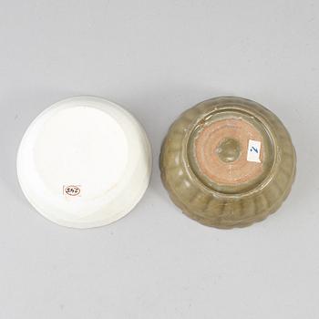 Seven Chinese ceramic dishes, 20th century.