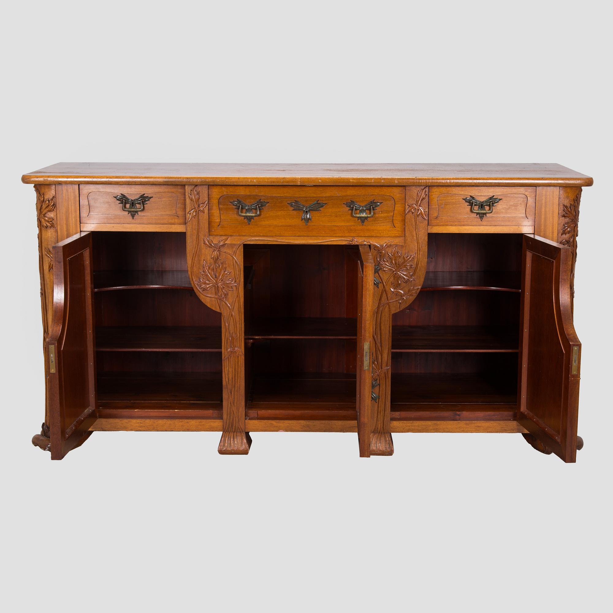 Karl Tirén, Senkki, A.B Naeslunds Möbelfabrik, Uumaja, n. 1901. Jugend.