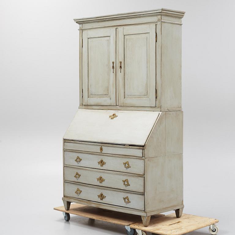 A writing cabinet, early 19th century.