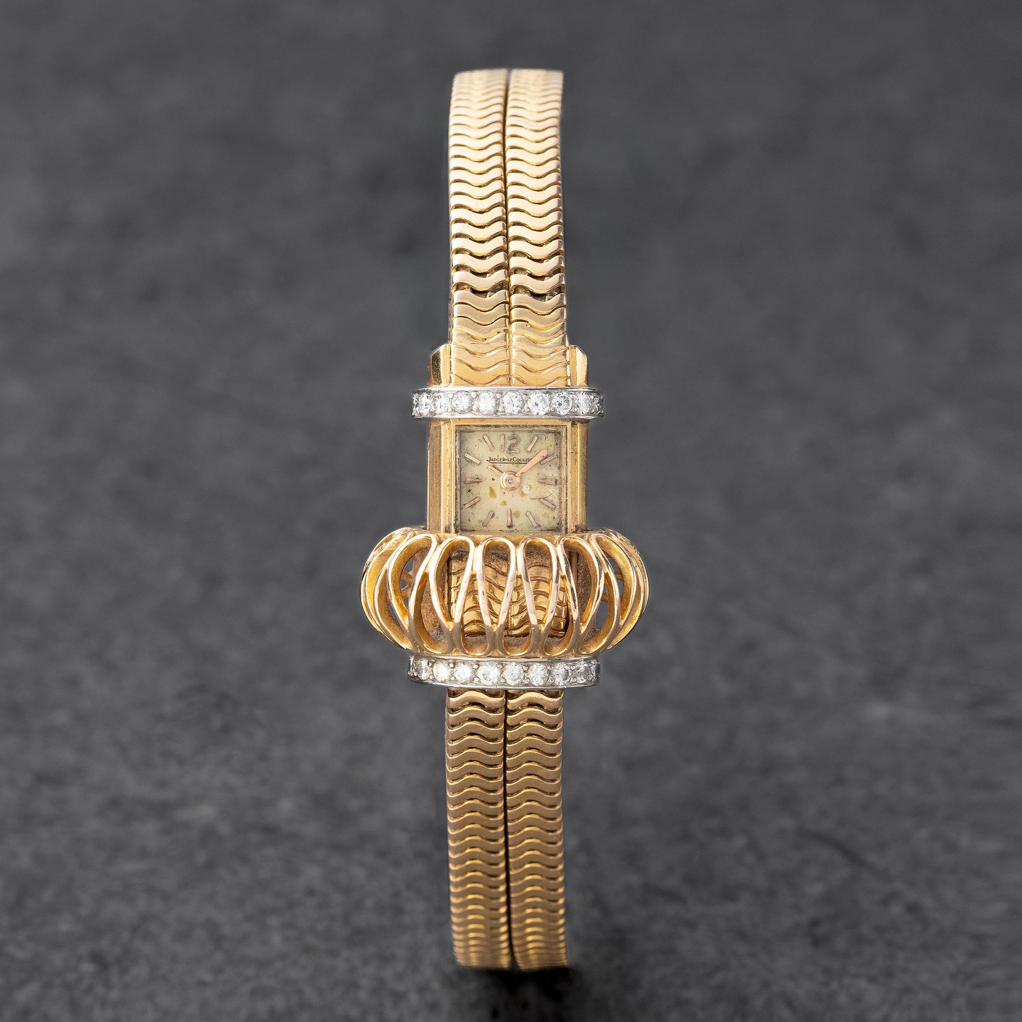 Jaeger-LeCoultre, "Sliding Bombé Wirework", ca 1950.