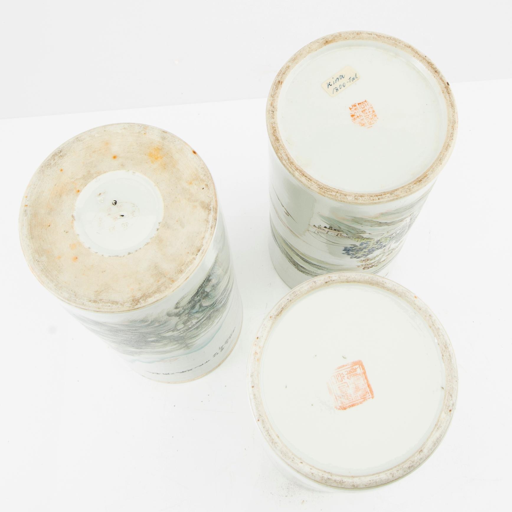 A set of three Chinese vases, 20th century.
