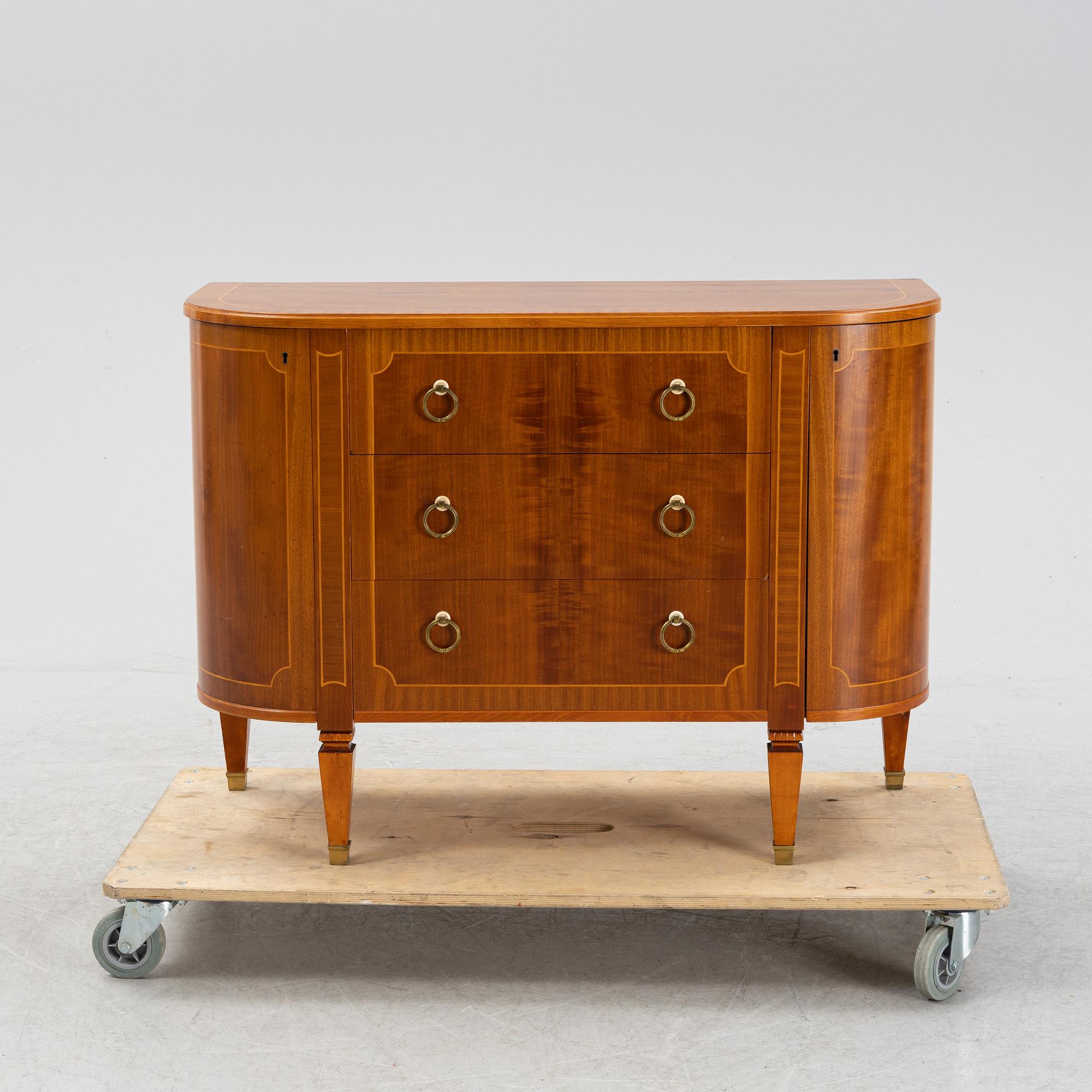 Byrå, 1900-talets mitt.