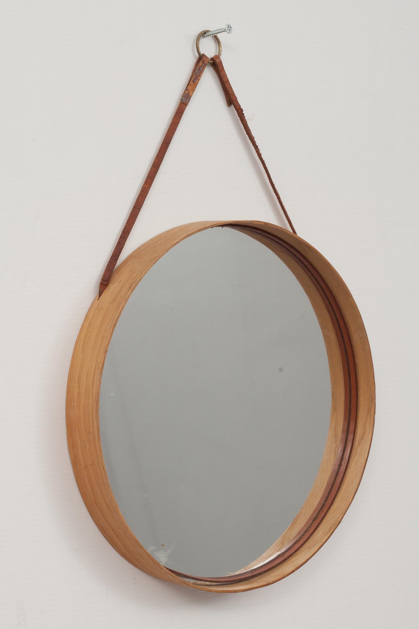 SPEGEL, Glasmäster, Markaryd, etikettmärkt.