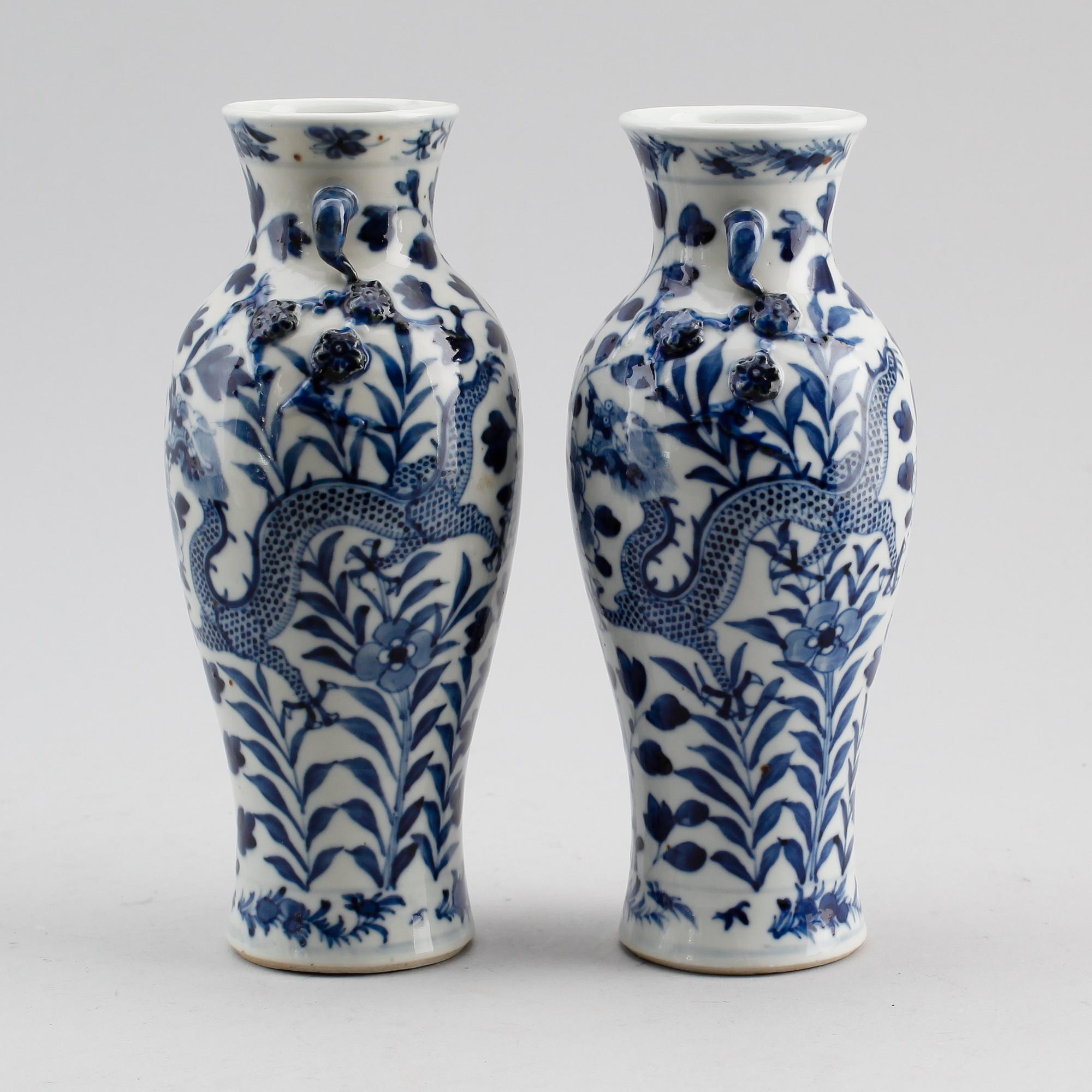 VASER, 1 par, porslin, Kina, 1700-/1800-tal.