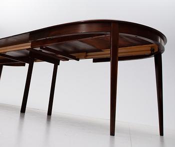 MATGRUPP, 7 delar, gustaviansk stil, 1900-talets andra hälft.
