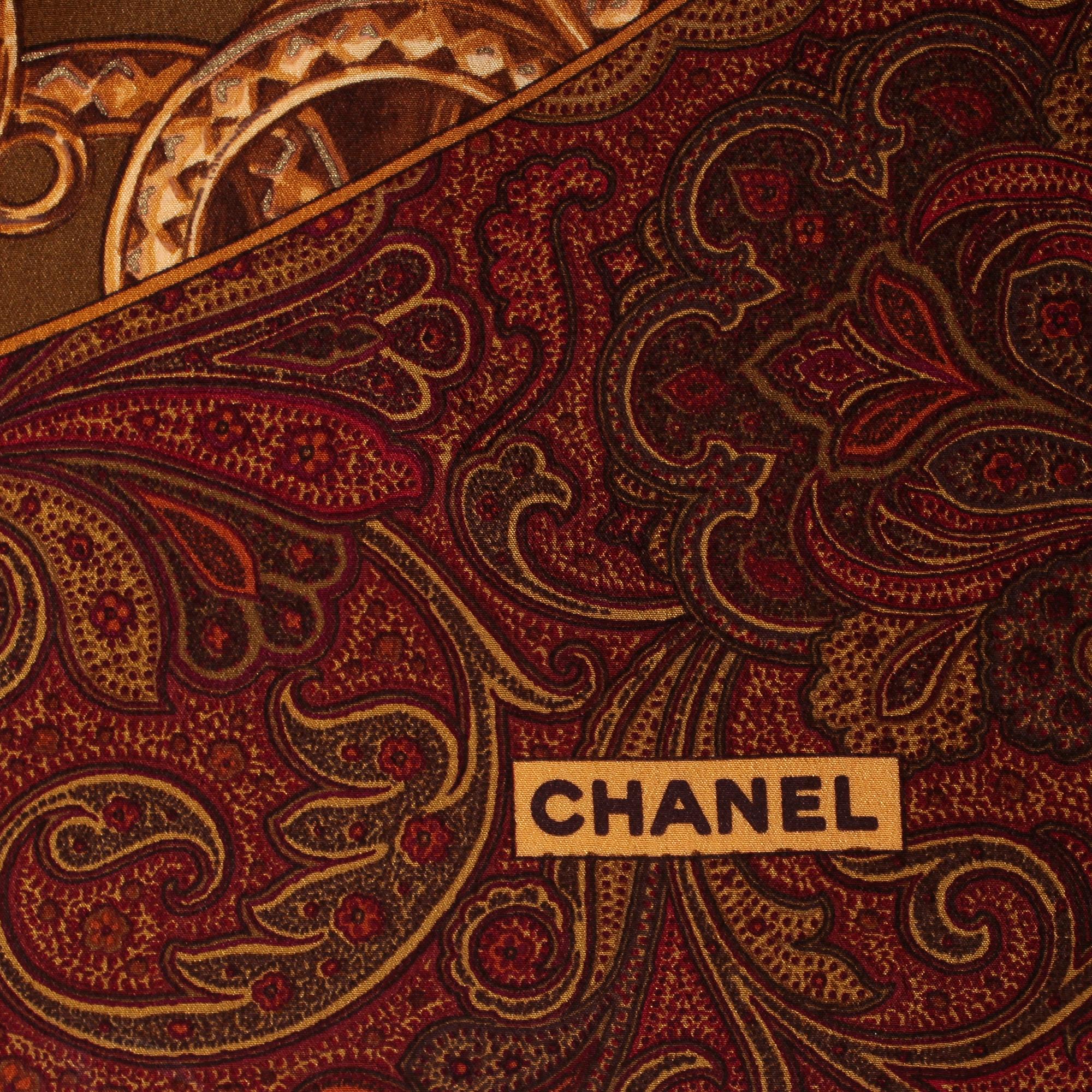 SCARF, Chanel.