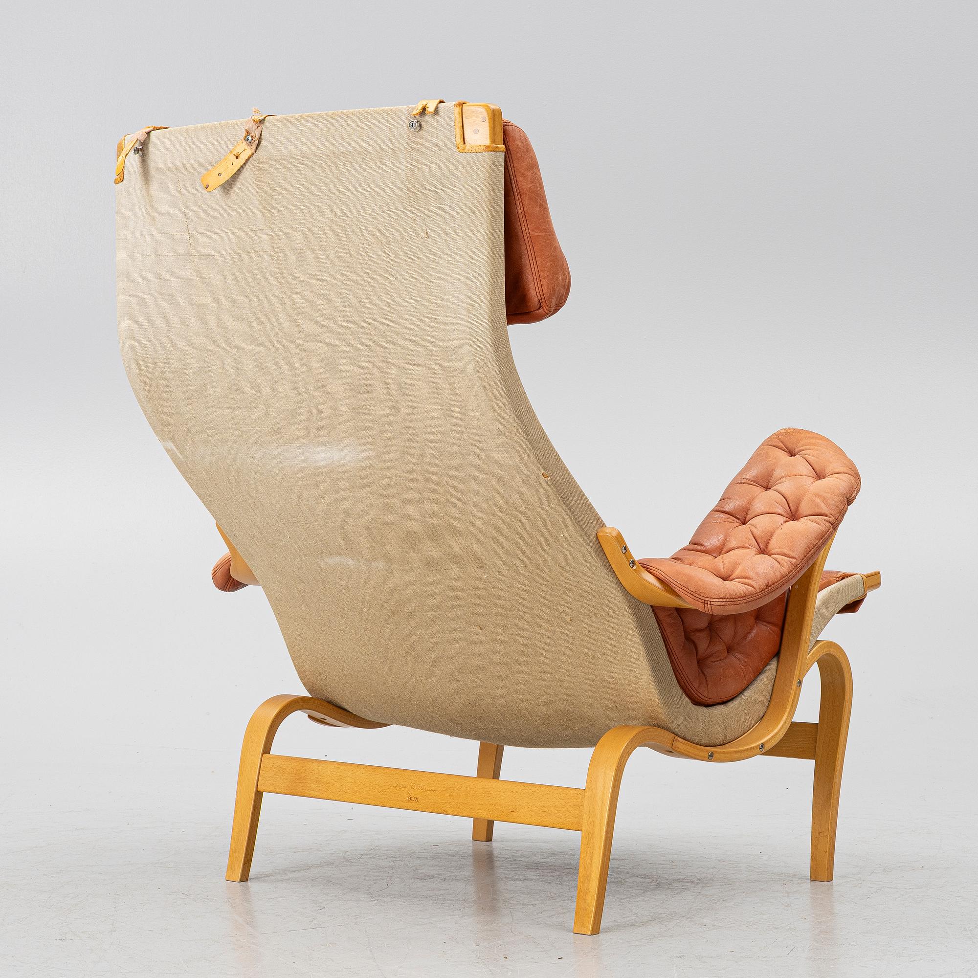 Bruno Mathsson, fåtölj, "Pernilla", DUX, 1900-talets andra hälft.