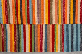 A kilim runner ca 291x83 cm.