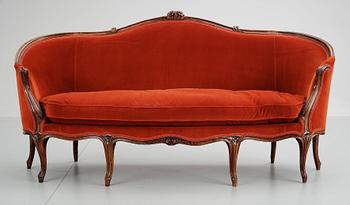 517. A Louis XV 18th cent sofa.