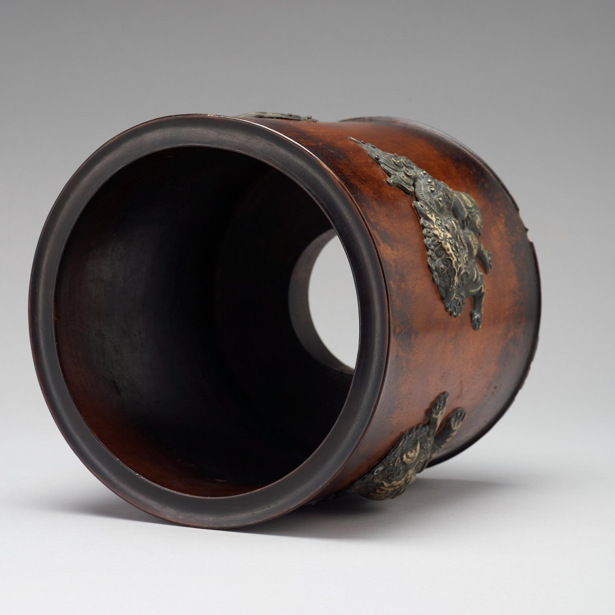 A wooden scroll/brush pot, late Qing dynasty.