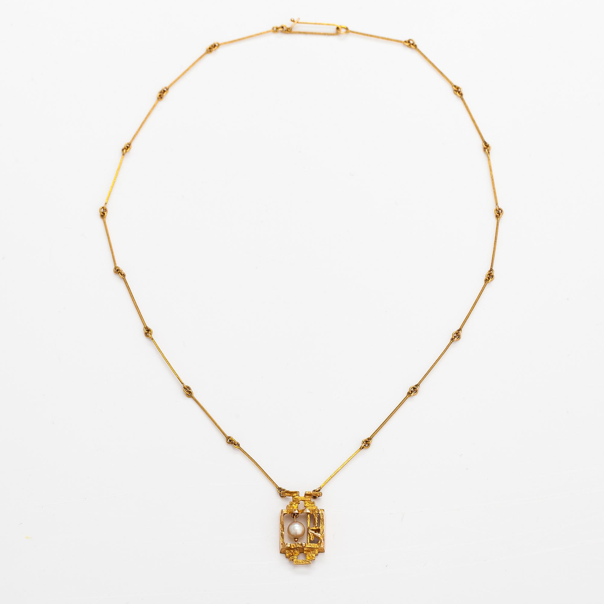 Björn Weckström, Halsband "Magisk pärla", 14K guld, odlad pärla. Lapponia 1970.
