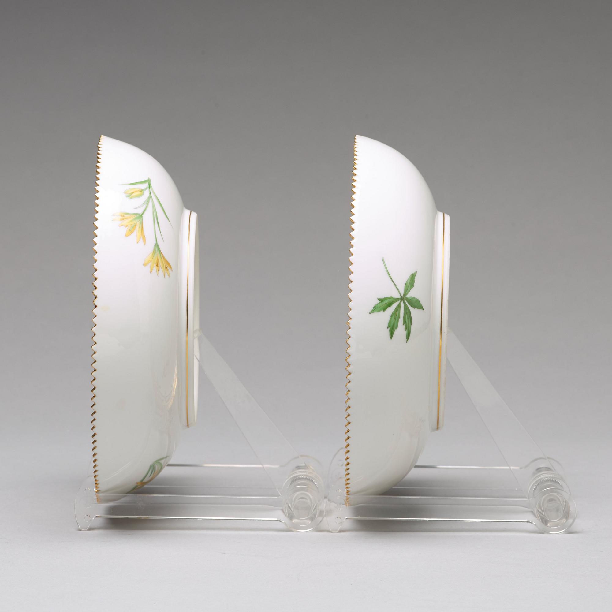 A pair of Royal Copenhagen 'Flora Danica' bowls, Denmark, 20th Century.