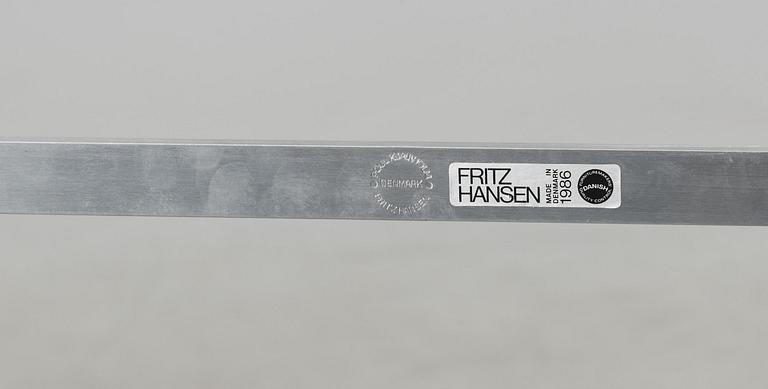 POUL KJAERHOLM, matbord, "PK-54", Fritz Hansen, Danmark 1986.