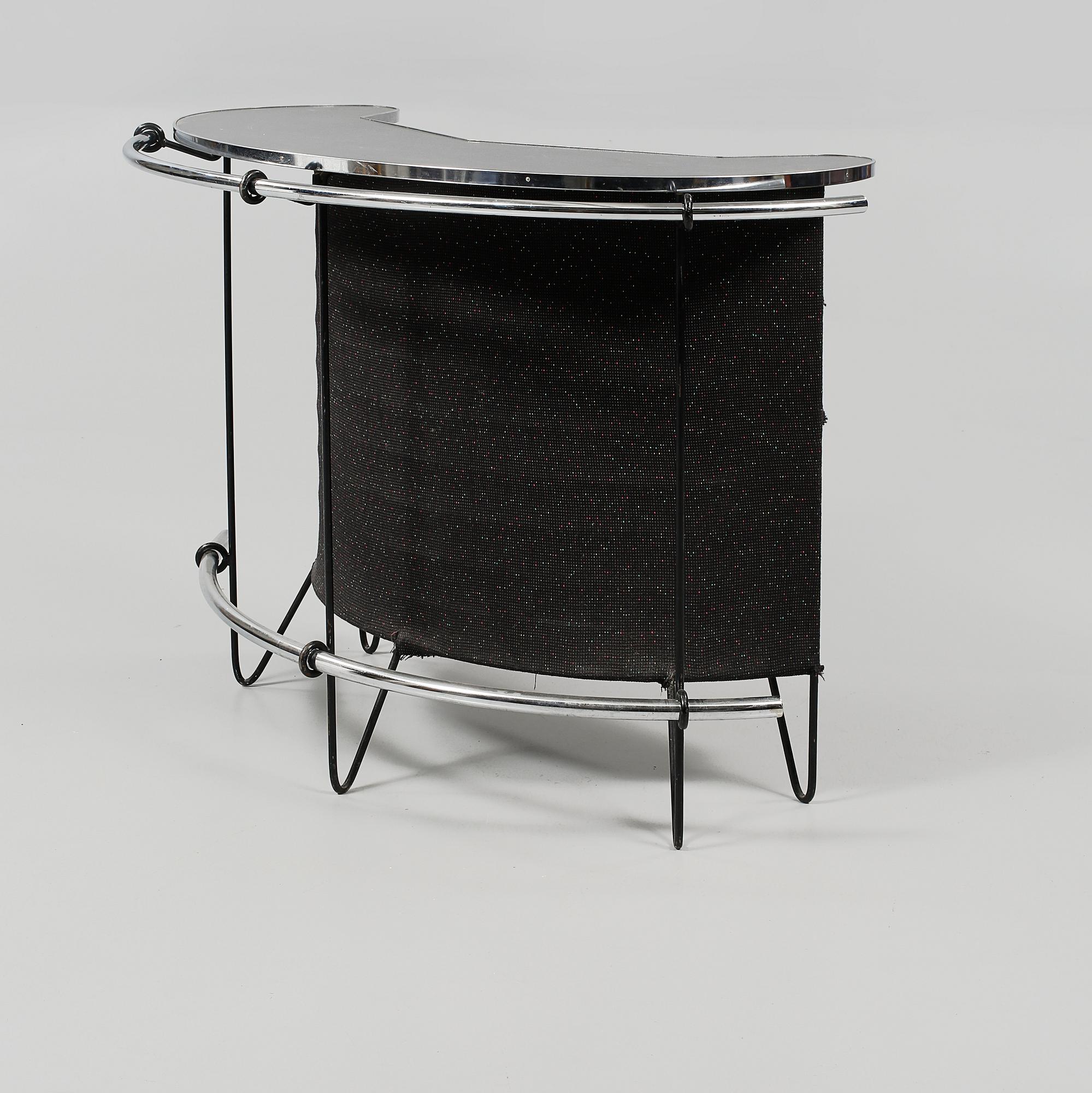 BARDISK samt BARSTOLAR, 3 st, 1950/60-tal.