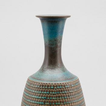 Stig Lindberg, a stoneware vase, Gustavsberg Studio 1962.