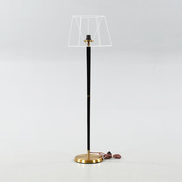 A mid 20th century florr lamp.