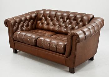 SOFFA, Chesterfield-modell, 1900-talets andra hälft.