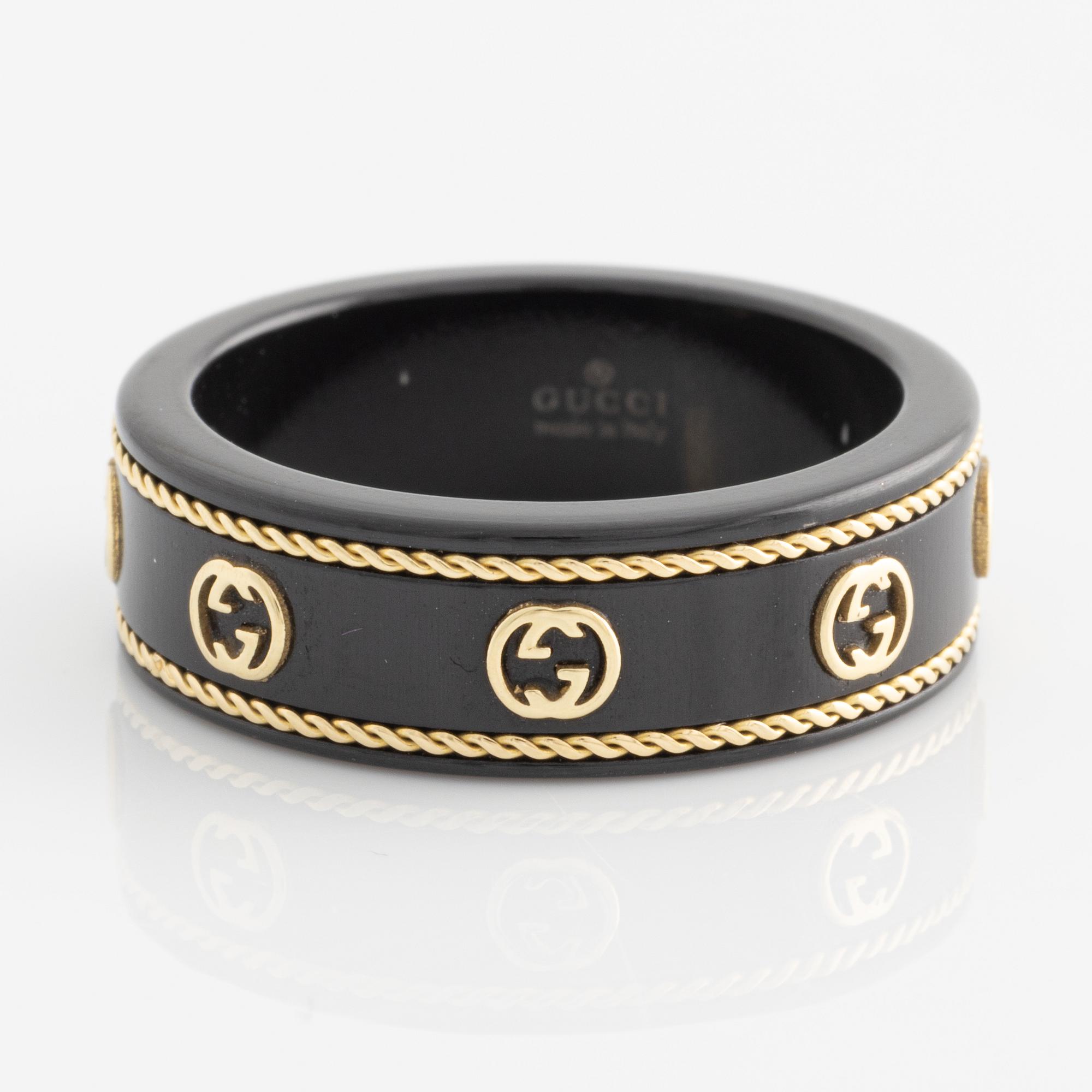 Gucci, ring, "Icon", black decor with gold ornamentation.