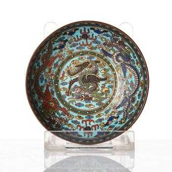 Kopp samt fat, cloisonné. Ming dynastin (1368-1644).