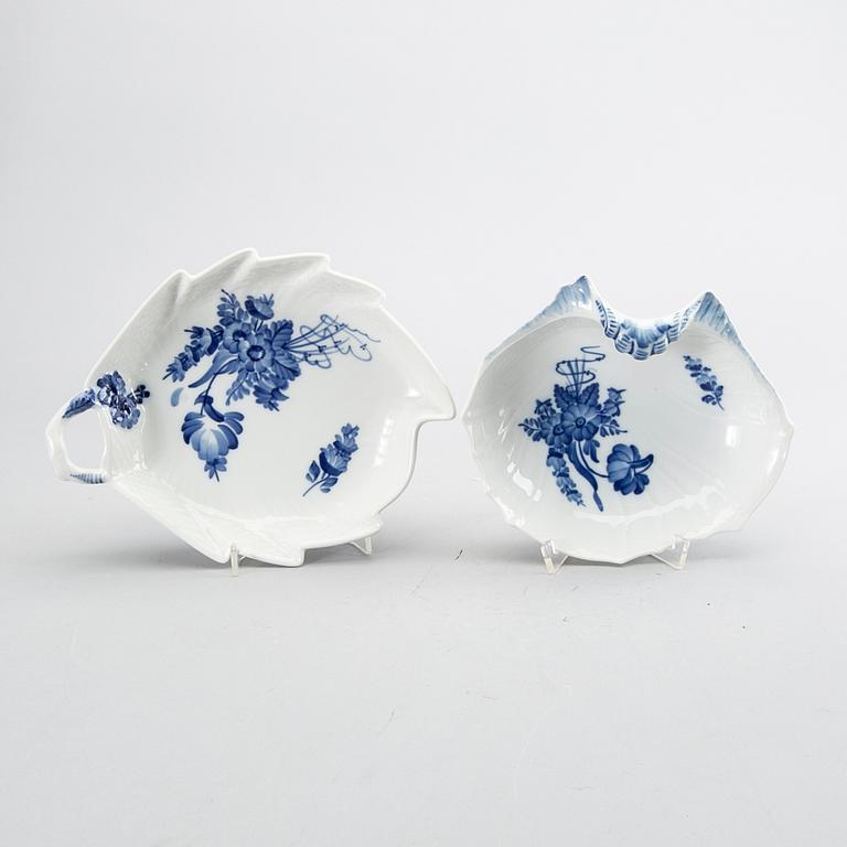 ROYAL COPENHAGEN, "Blå Blomst", porcelain, Denmark, 50 pcs.