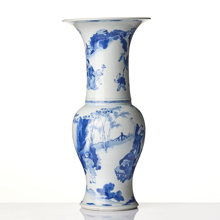 A large blue and white 'figural' yenyen vase, Qing dynasty, Kangxi (1662-1722).