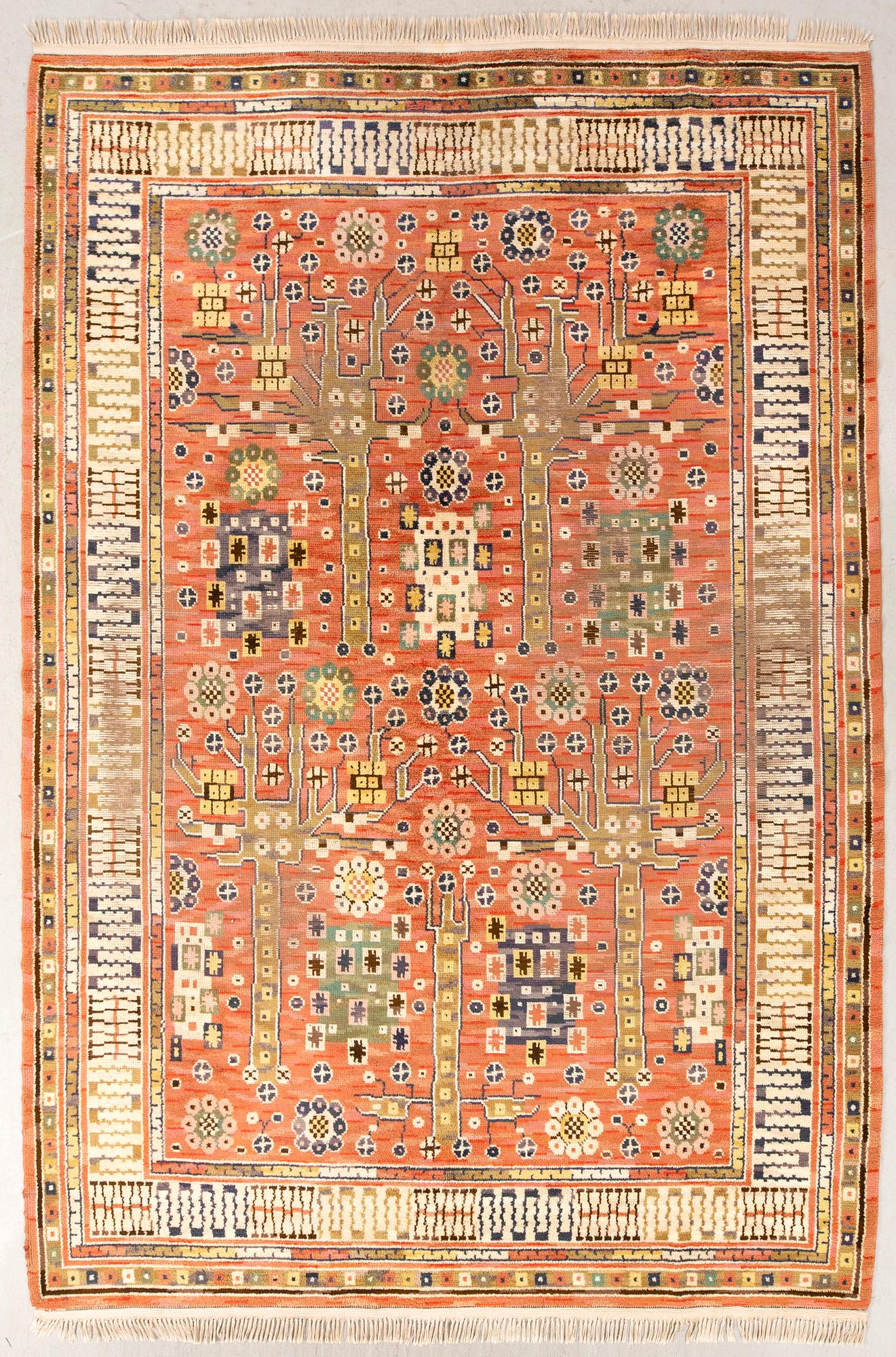 Märta Måås-Fjetterström, flossa "Röda trädgårdsmattan" signerad MMF (tillverkad före 1942) 342x235 cm.
