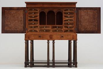 SKÅP, nyklassicism, tidigt 1900-tal.