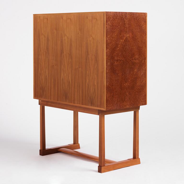 Josef Frank, "The Nationalmuseum Cabinet," model "881,", Firma Svenskt Tenn, Sweden, likely from the early 1980s.