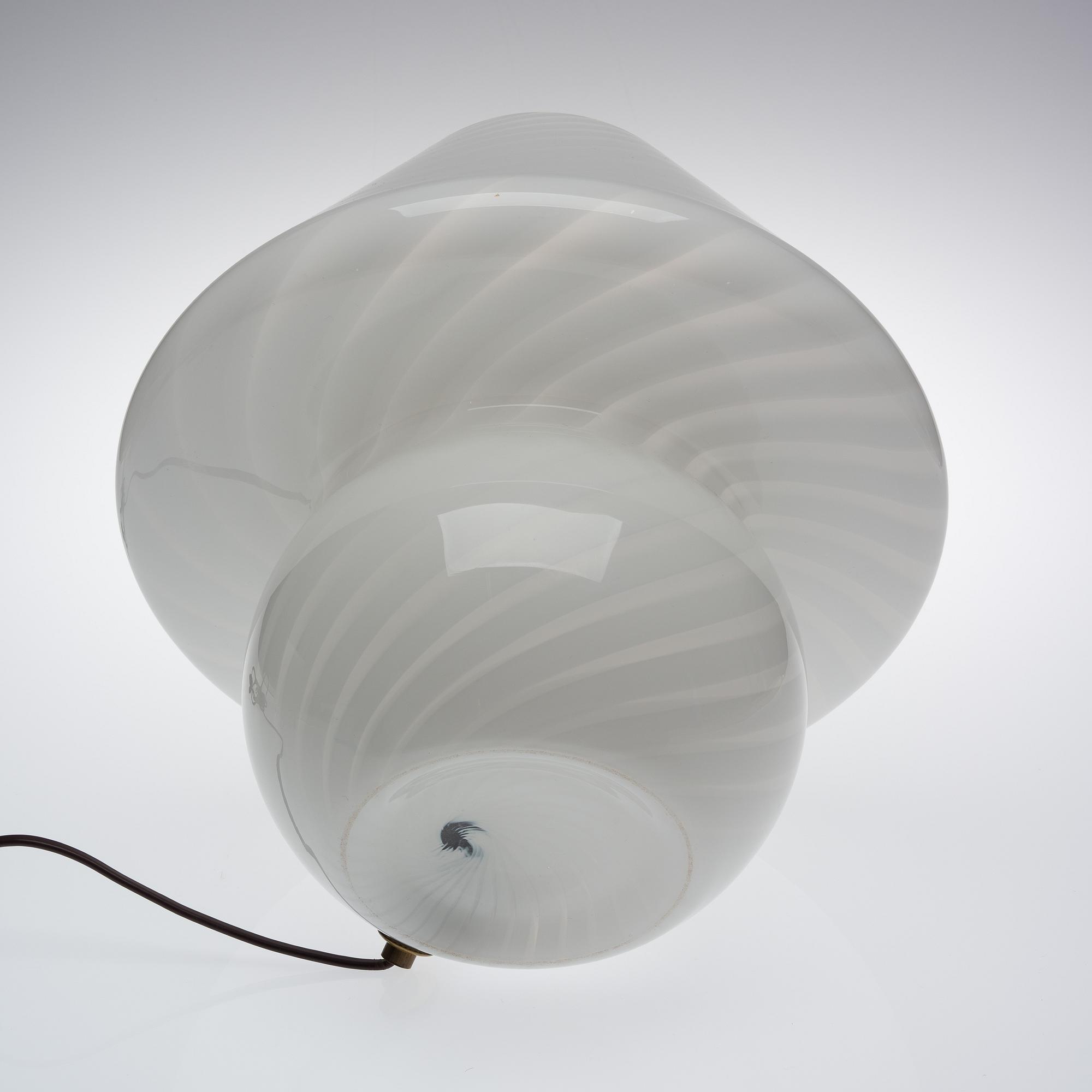 BORDSLAMPA, glas, 1900-talets senare hälft.