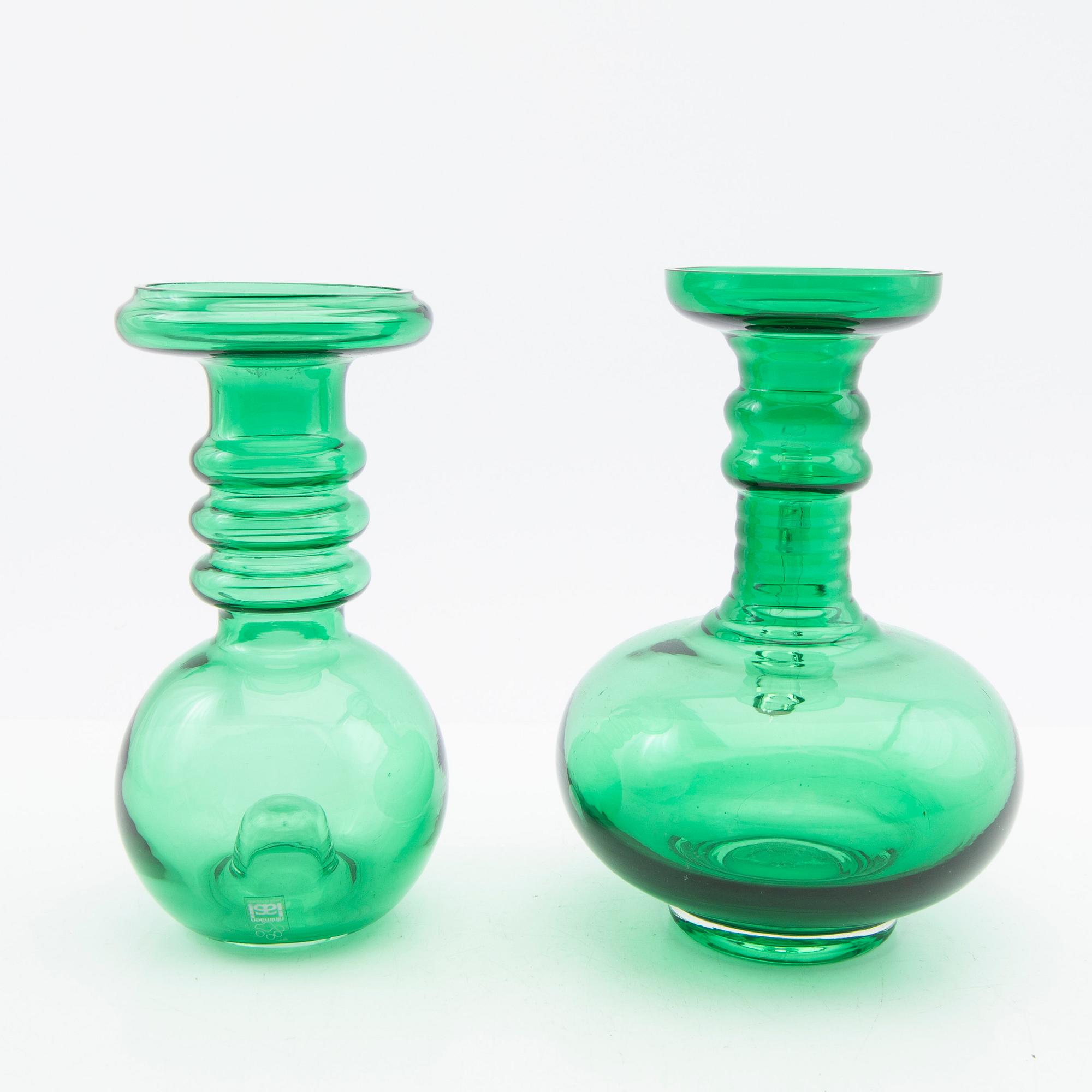 Tamara Aladin, Vases and a decanter, 3 pcs, glass, Riihimäen Lasi, Finland, 1960s/70s.