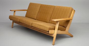 SOFFA, "GE-290", Hans J Wegner, Getama, Danmark, 1900-talets andra hälft.