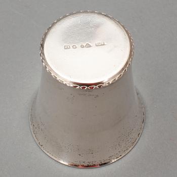 BÄGARE, 11+1, silver, Öijving Juvelerare, Gävle/Stockholm, 1948. Vikt ca 278g.