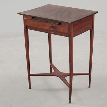 DAMARBETSBORD, sengustavianskt, 1800-talets början.