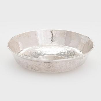 Tapio Wirkkala, a silver bowl model TW 289, Kultakeskus, Hämeenlinna 1966.