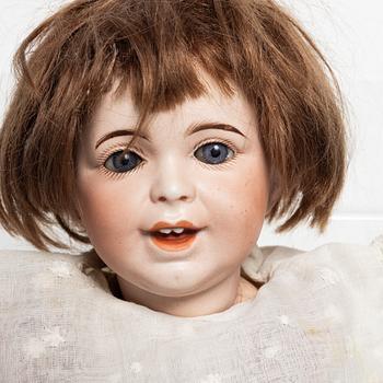 Doll, S.F.B.J 236, Paris 1910s.