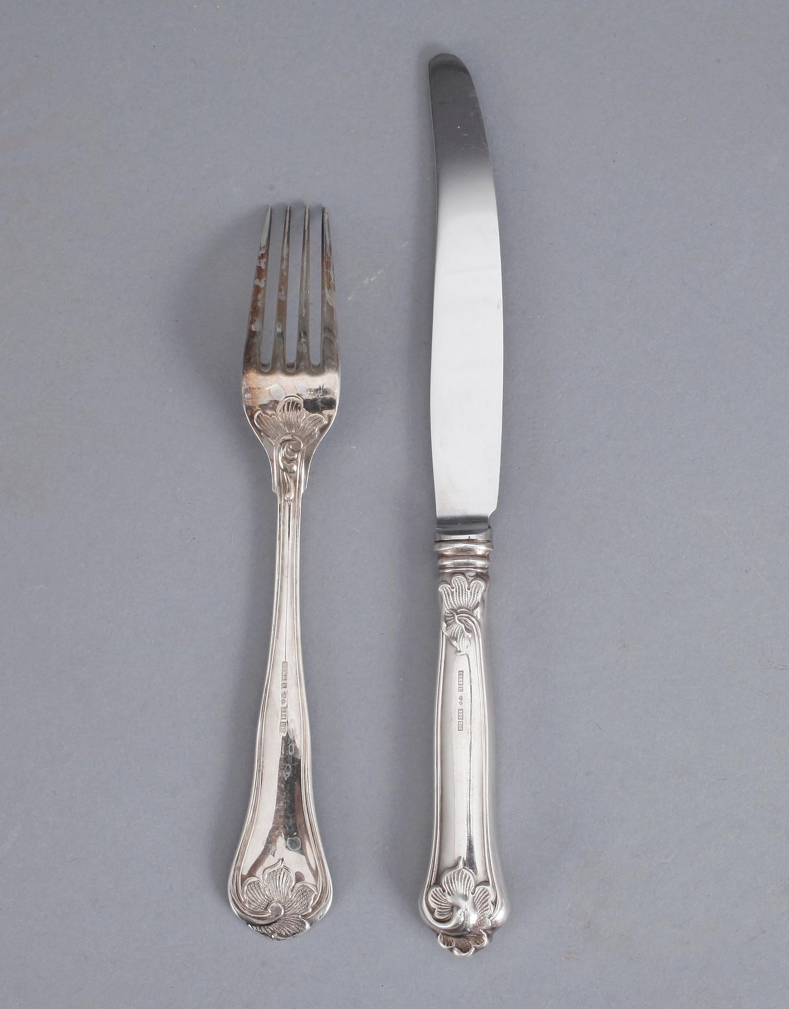 MATBESTICK, 16 delar, silver, "Sachsisk", Mema, Lidköping, 1980-tal. Vikt exkl knivar med stålblad ca 312 gram.
