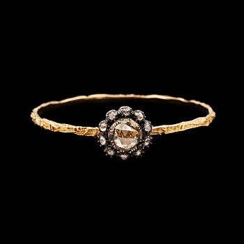1073. A rose cut diamond bangle.