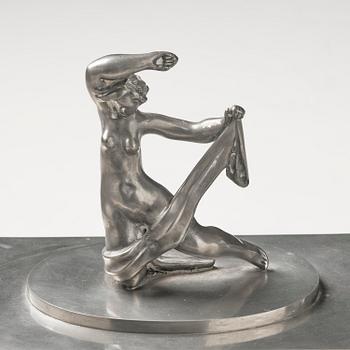 Nils Fougstedt, & Thorvald Alef, a pewter box model A 811, Firma Svenskt Tenn, Stockholm, 1929.