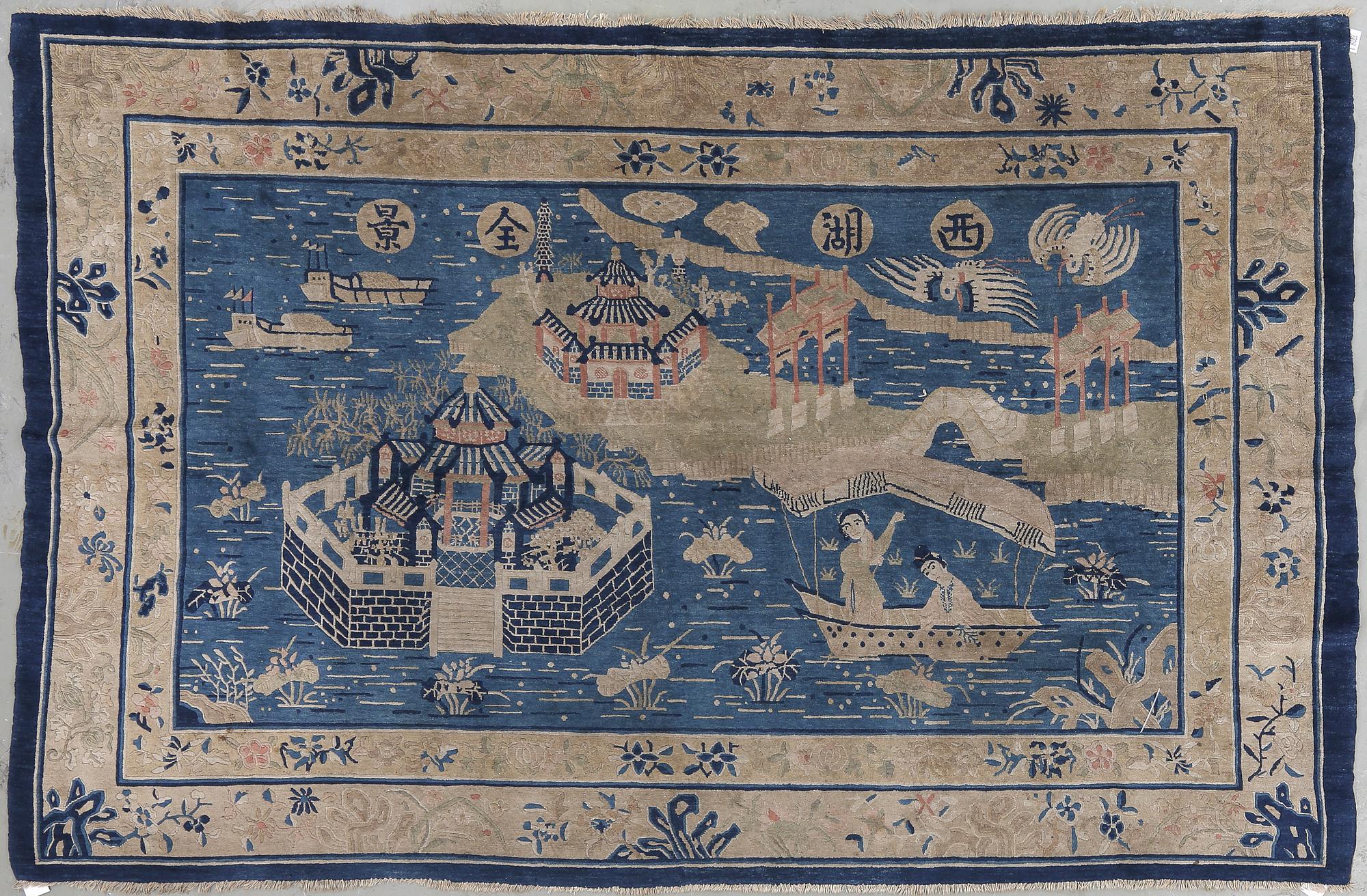 MATTA. Antik/semiantik Kina, sannolikt Suiyuan, figural.  ca 175x277 cm.