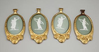 DEKORELEMENT, 9 delar, bla förgyllt brons och biskviporslin, Wegwood, nyrennäsans, 1800-talets slut.