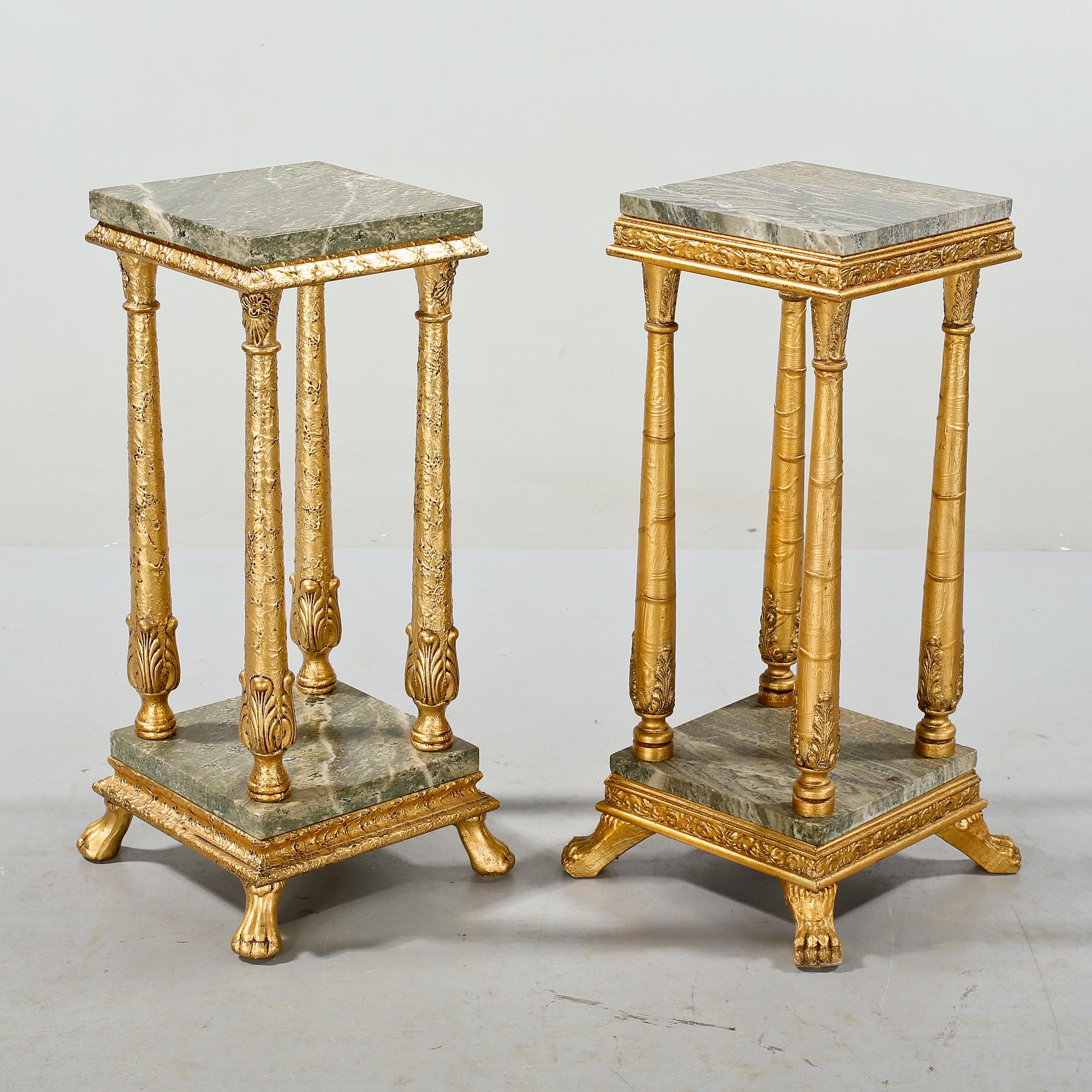 PIEDESTALER, 2 st snarlika, empirestil, 1900-talets andra hälft.