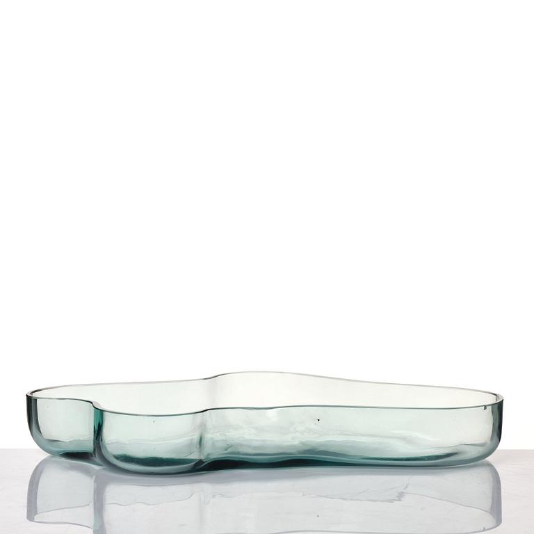 Alvar Aalto, a green tinted glass dish, model 9748 for Karhula Glassworks, Finland, in production 1937-1949.